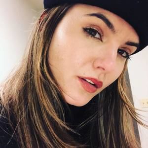 Meet your Posher, Michaela